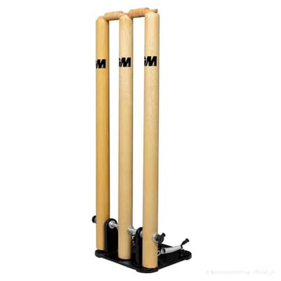 wicket 10/10 new condition