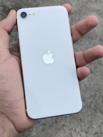 Apple iPhone SE
