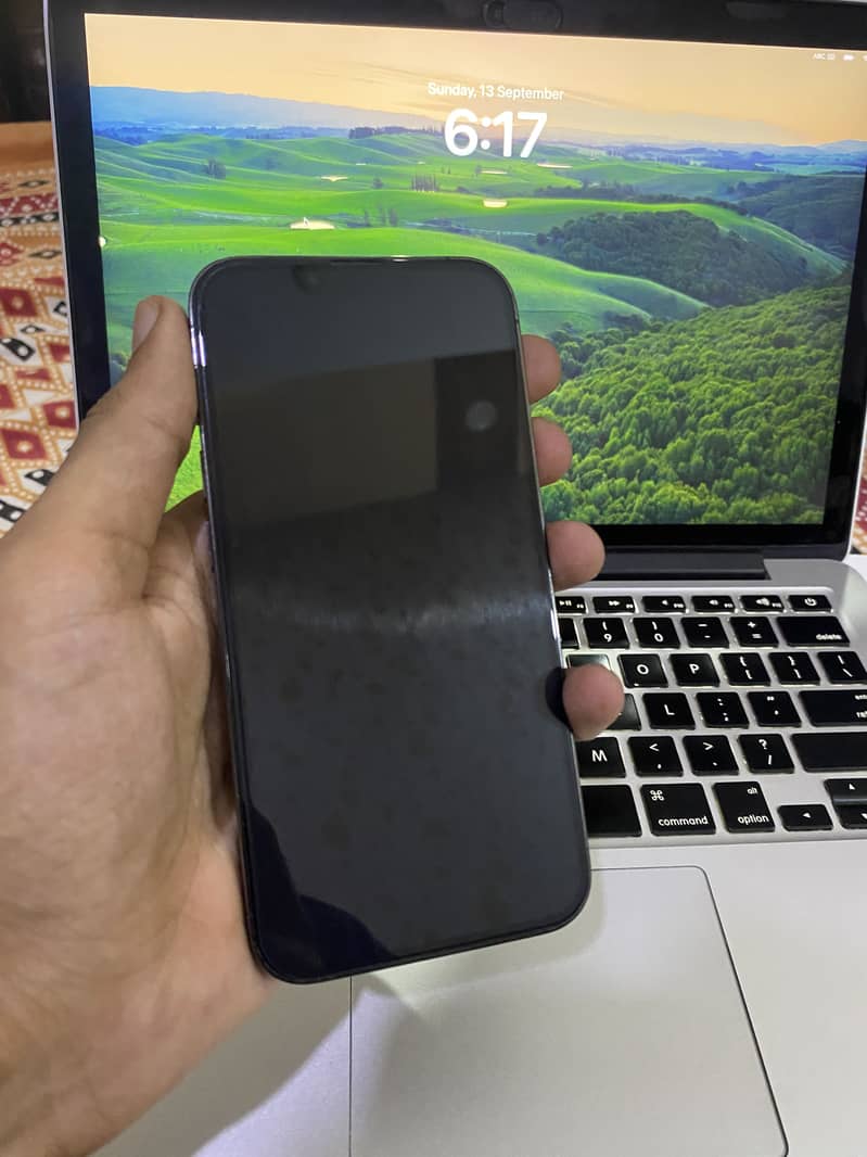 Apple iPhone 13 Pro 3
