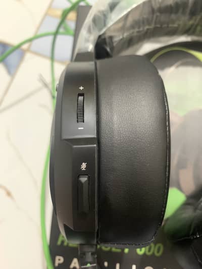 NEW HP HEADPHONE