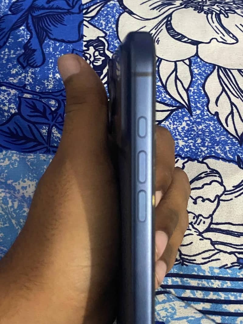 Apple iPhone 17 Pro Max 2
