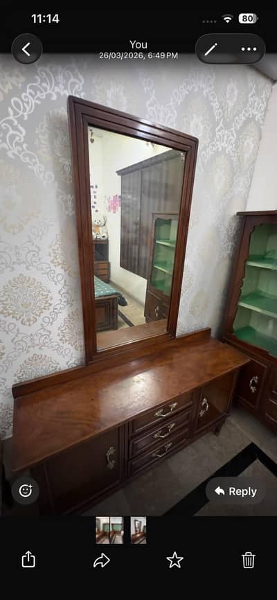 dressing table