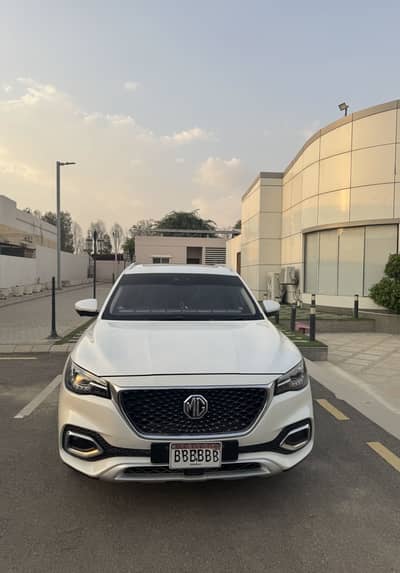 MG HS 2021