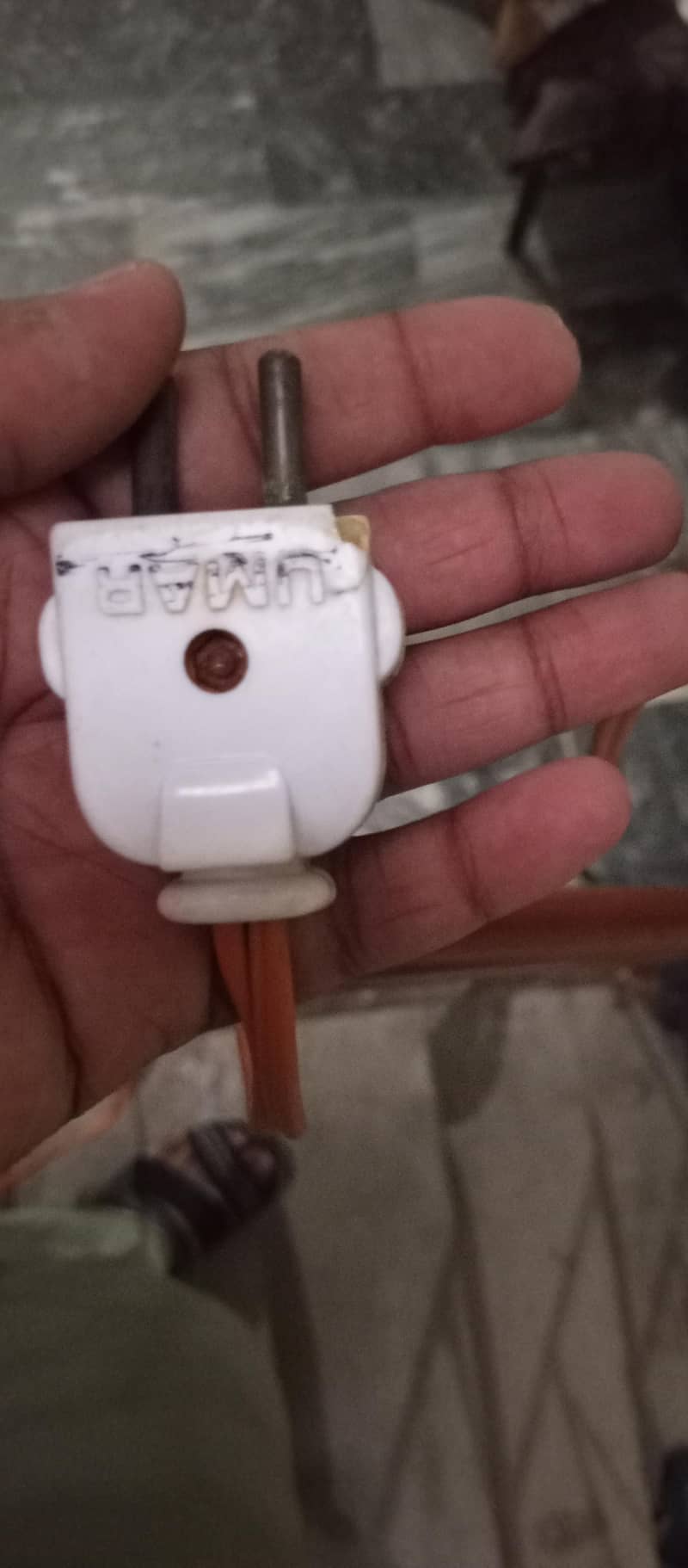 200W solar panel in good condition 4