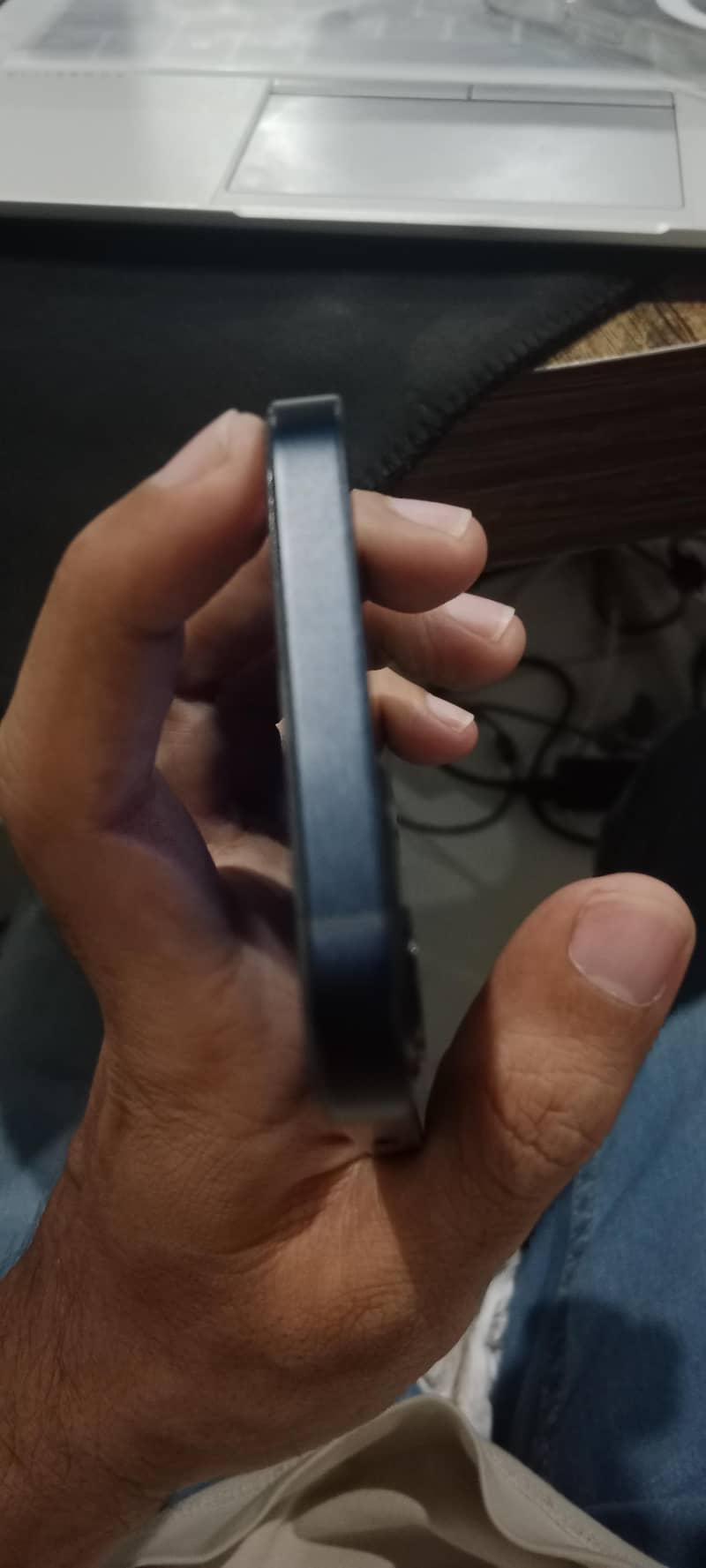 Apple iPhone 12 3
