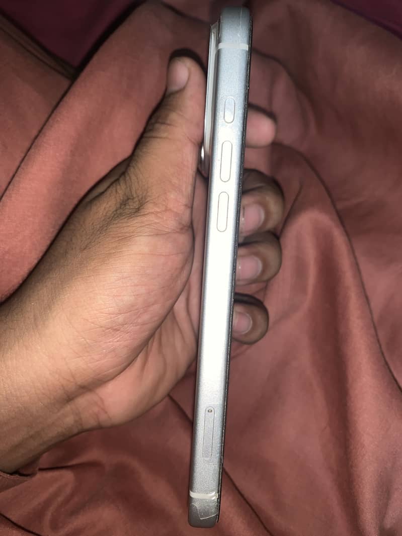 Apple iPhone 17 Pro Max 2