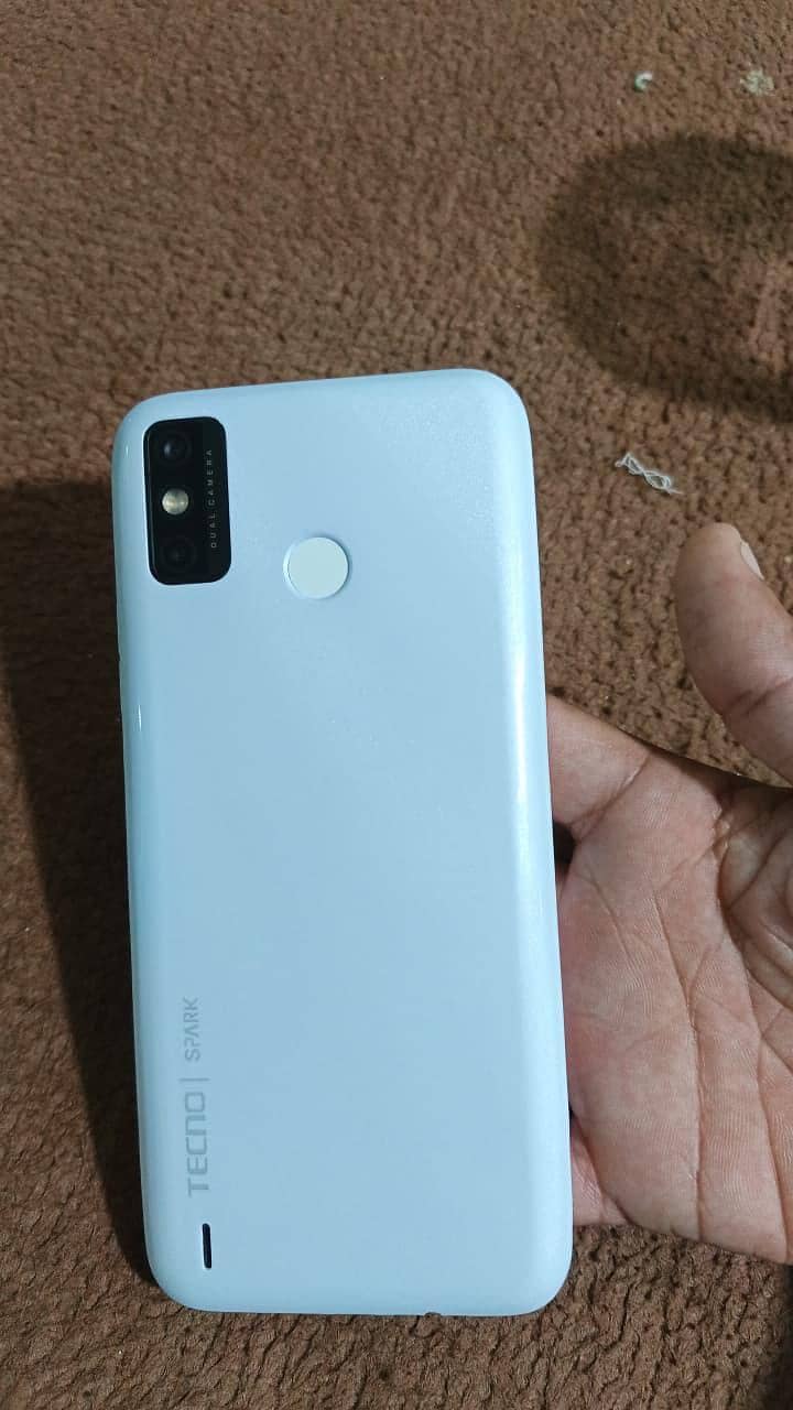Tecno Spark 6 Go 3