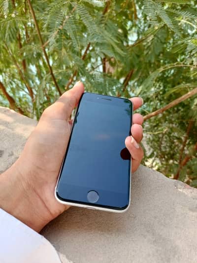 Apple iPhone SE official PTA Approved