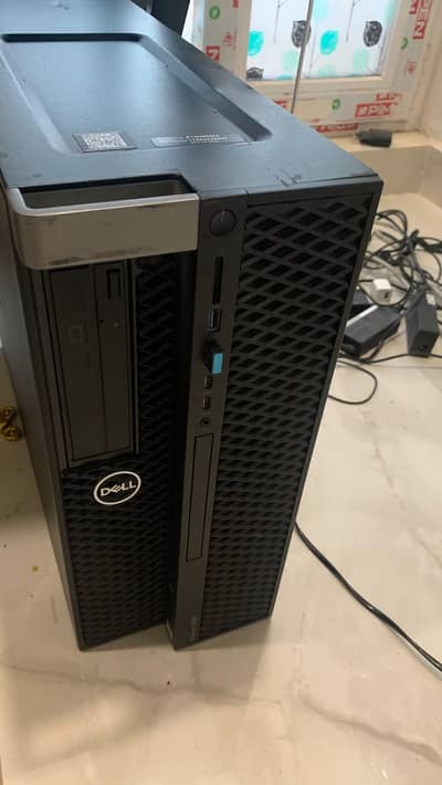 Dell Precision 5820  Intel Xeon Workstation Mint Condition