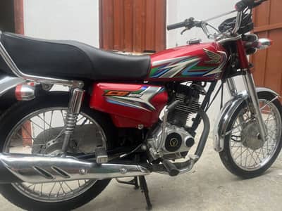 Honda CG 125 2023 Model whatsapp 03159763155