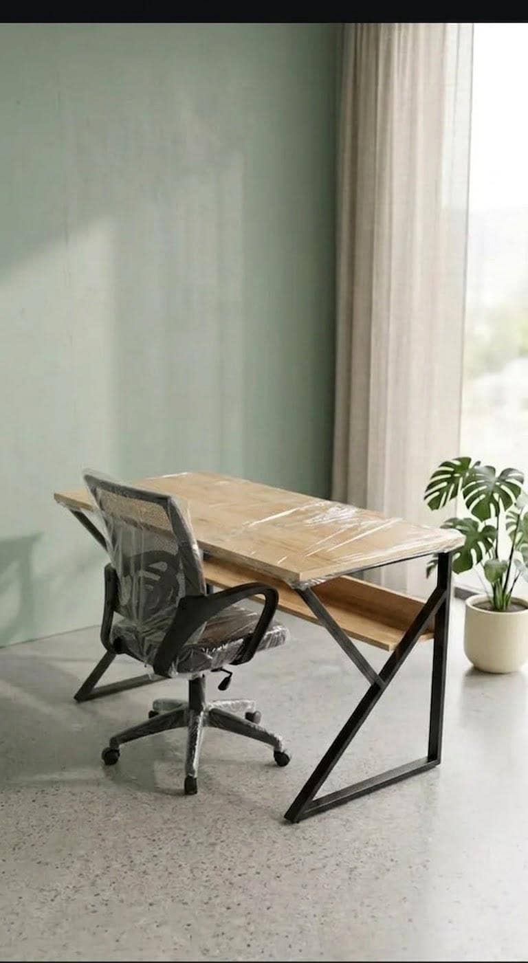 office table dining table extuvie table gaming table 1