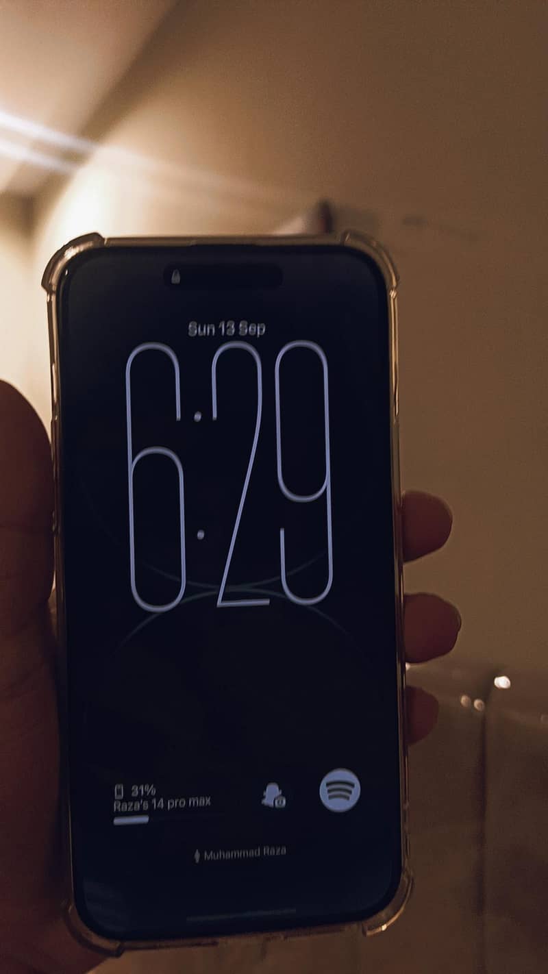 Apple iPhone 14 Pro Max 1