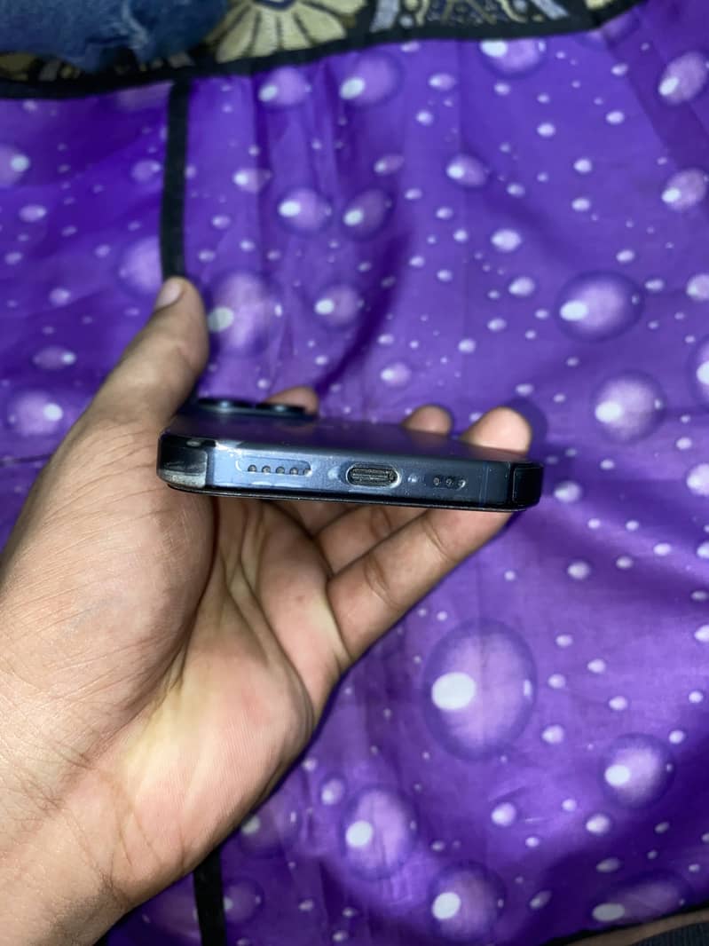 Apple iPhone 15 Pro 1