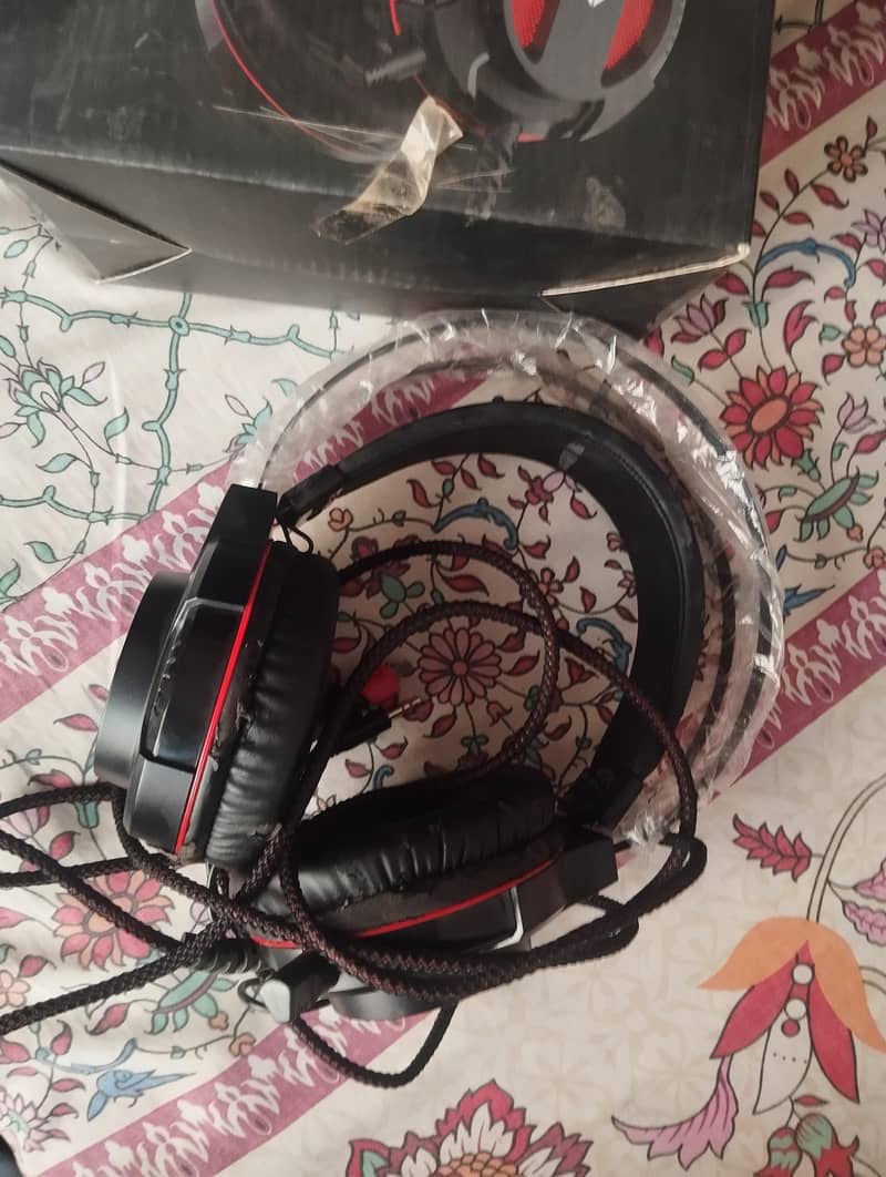 Headphone 3