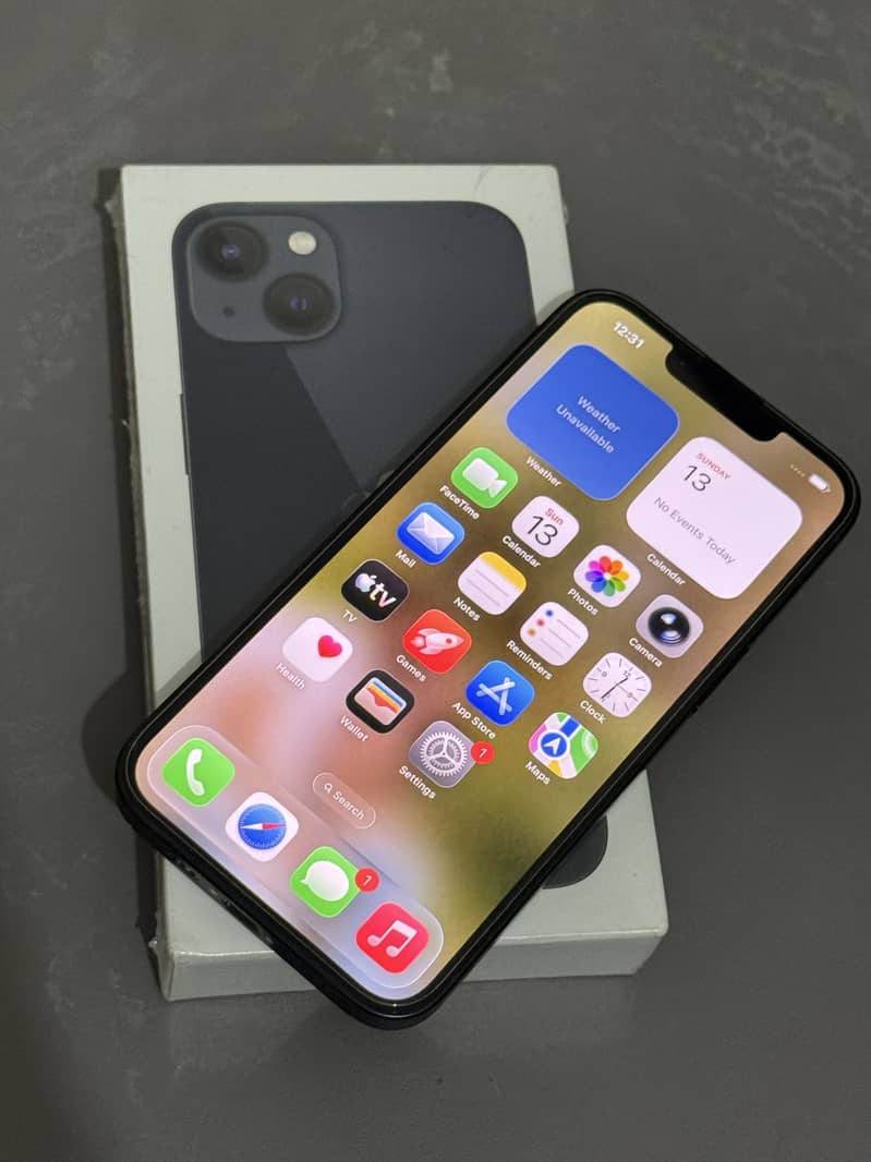 Apple iPhone 13 1