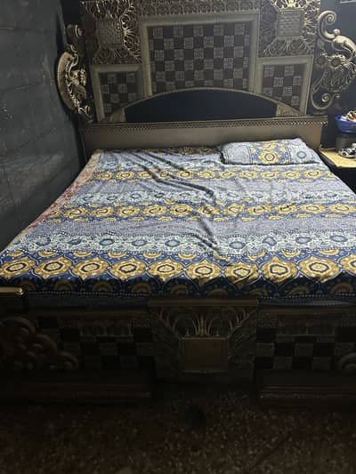 Double bed with side tables and dressing with mirror