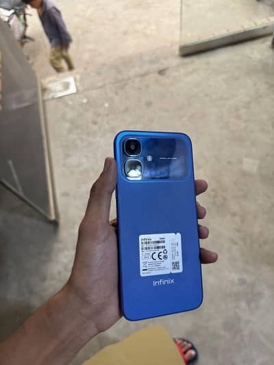 infnix smart 20 4/64 only box open box charger available