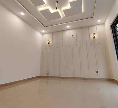 1 bed available for rent in Fazaia Tarnol