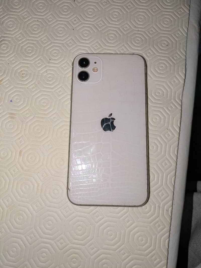 Apple iPhone 11 0