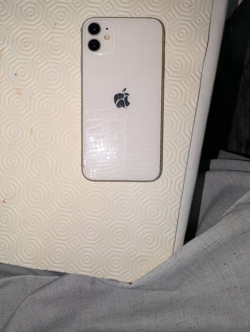 Apple iPhone 11 1
