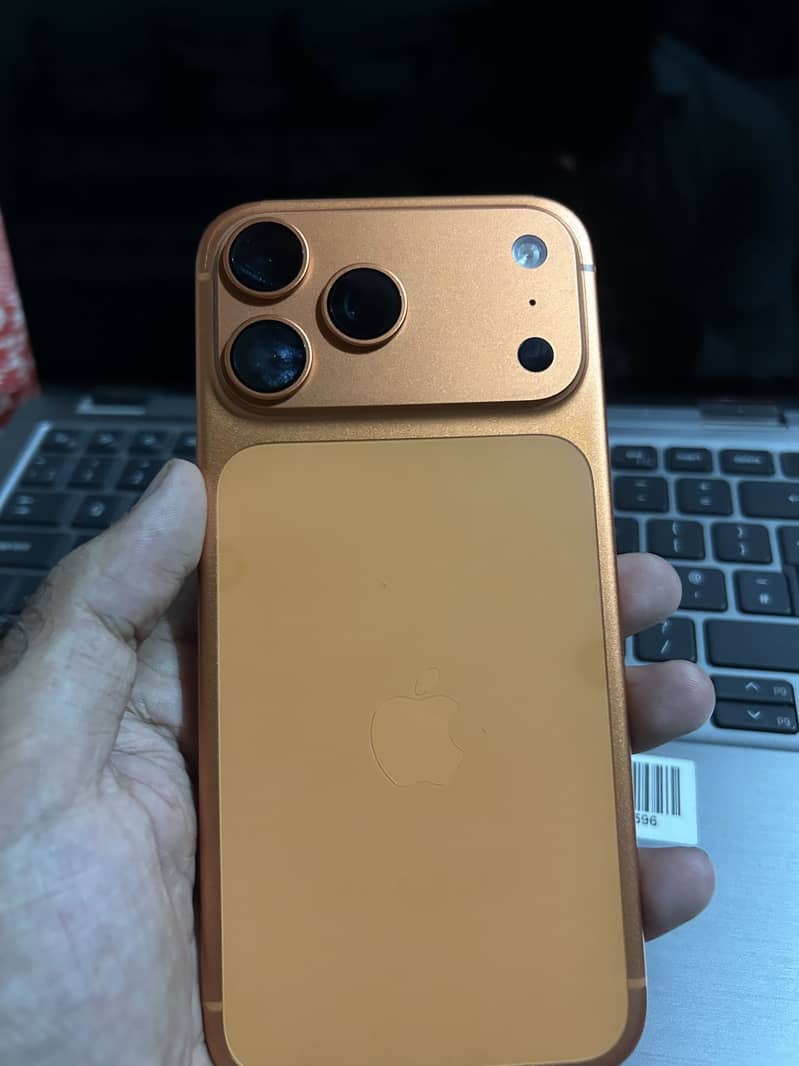 Apple iPhone 17 Pro Max 3