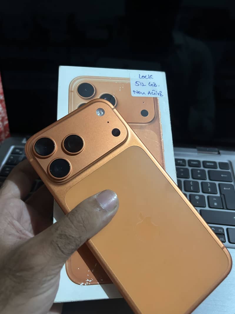 Apple iPhone 17 Pro Max 6
