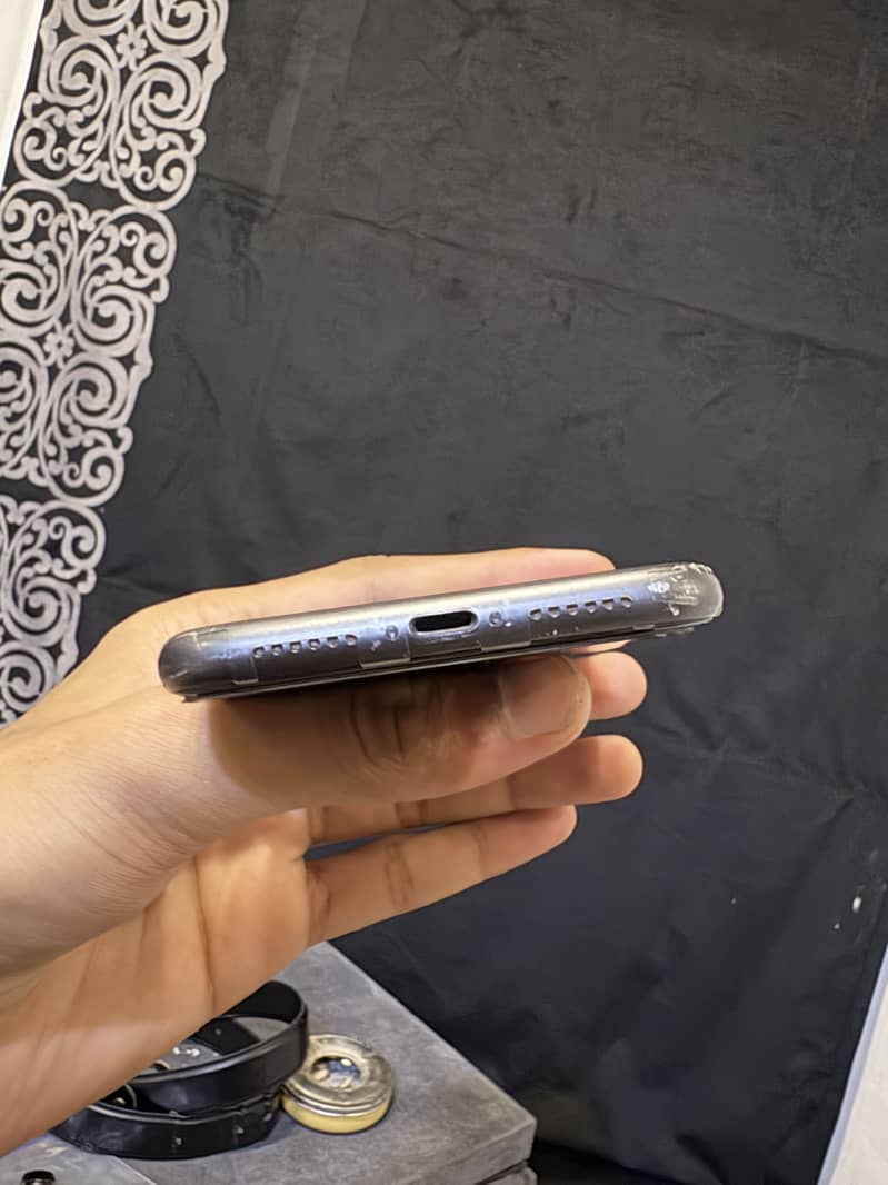 Apple iPhone 11 2