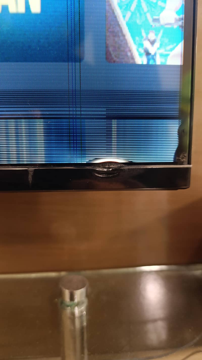Haier LED TV 7