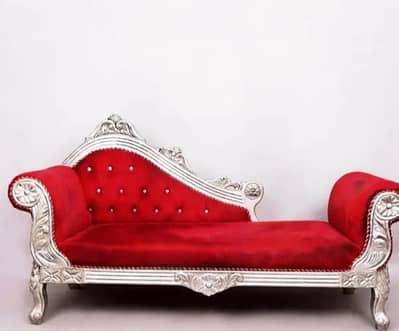 Wooden Diwan Bed with Storage in Good Condition