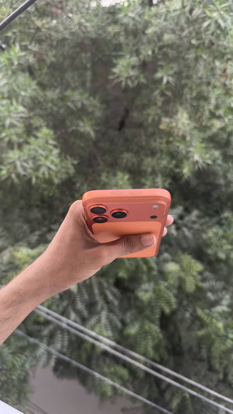 Apple iPhone 17 Pro Max 8
