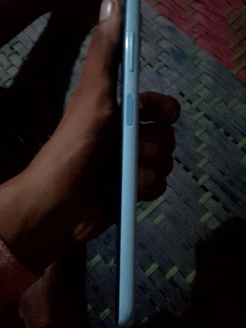Samsung Mobile A13 3