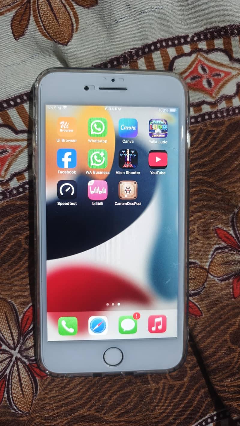Apple iPhone 7 Plus 8