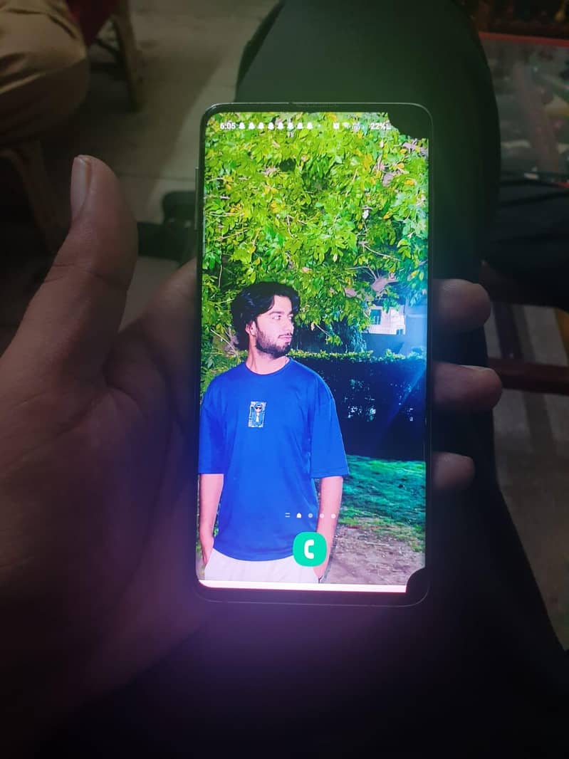 Samsung Mobile S10 1
