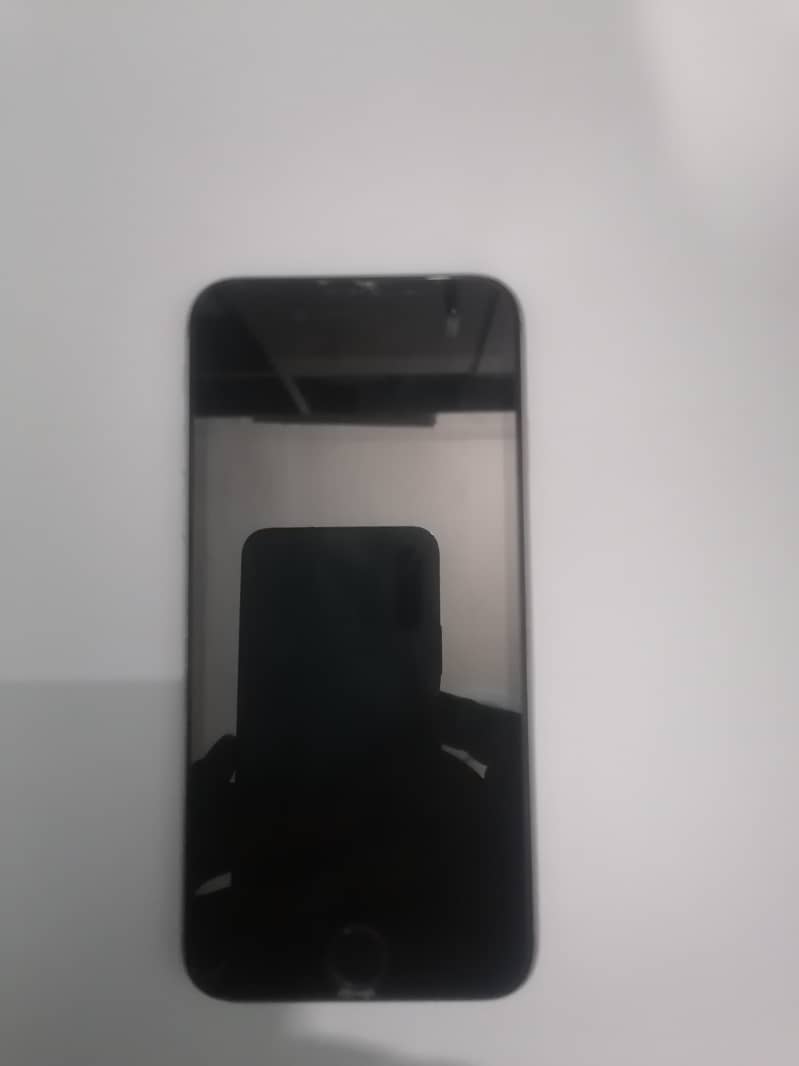 Apple iPhone 6S 1