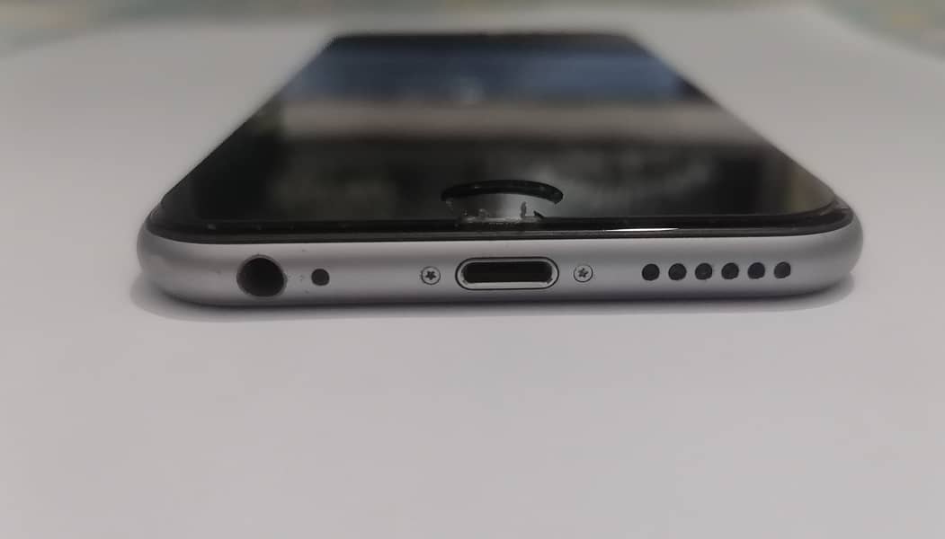 Apple iPhone 6S 3