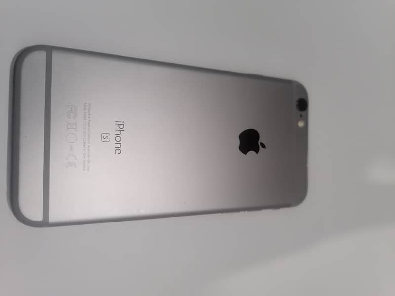 Apple iPhone 6S 4