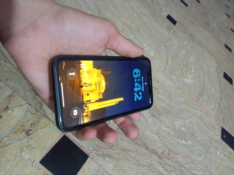 Apple iPhone 11 1