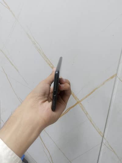 Samsung Mobile S20 Plus