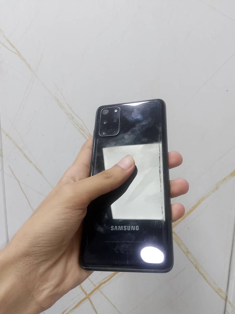 Samsung Mobile S20 Plus 2