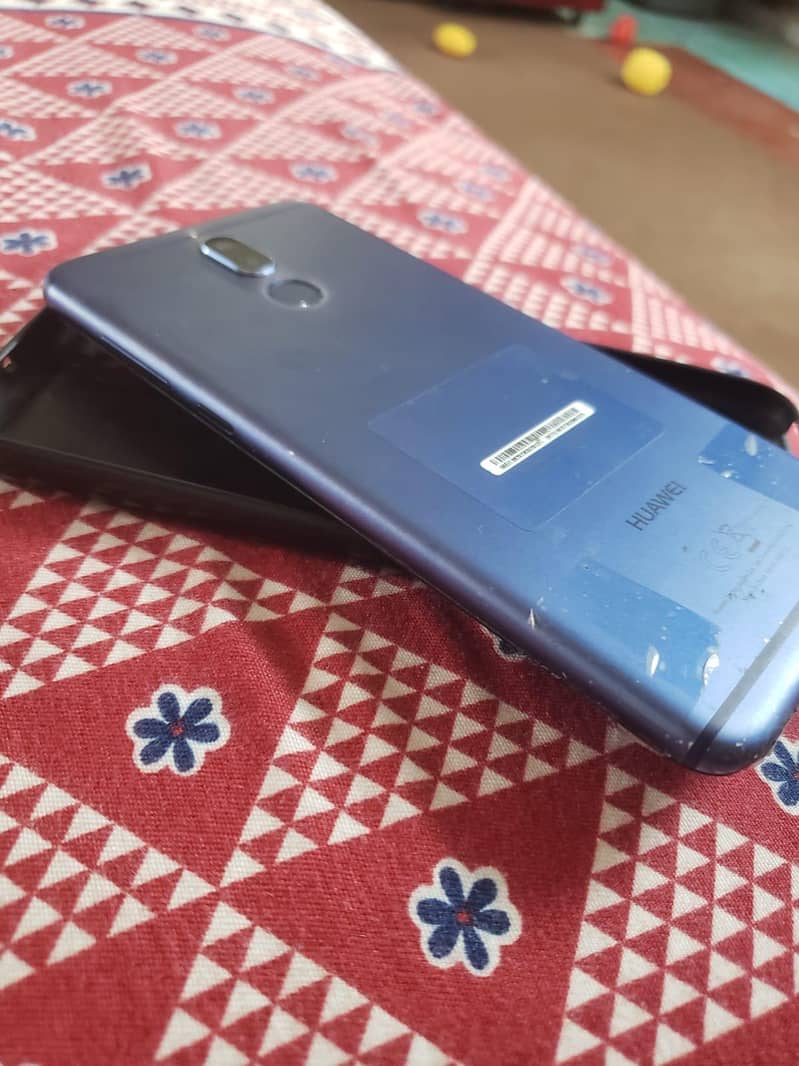 Huawei Mate 10 Lite 1