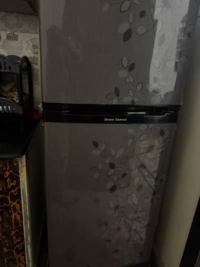 orient medium size fridge good condition