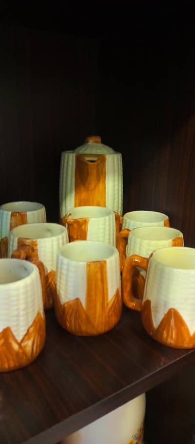 Tea set, three different kind of dishes, 1 bowl