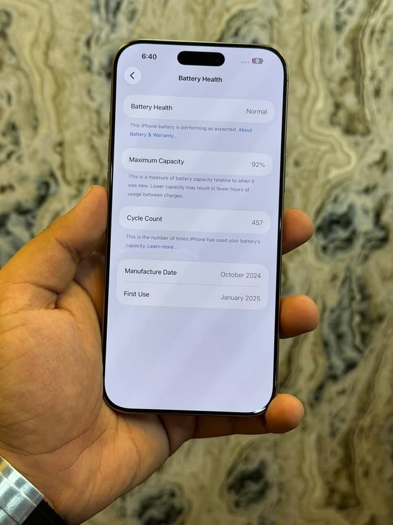 Apple iPhone 16 Pro Max 2