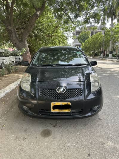 Toyota Vitz 2011