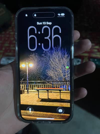 Apple iPhone 16 JV