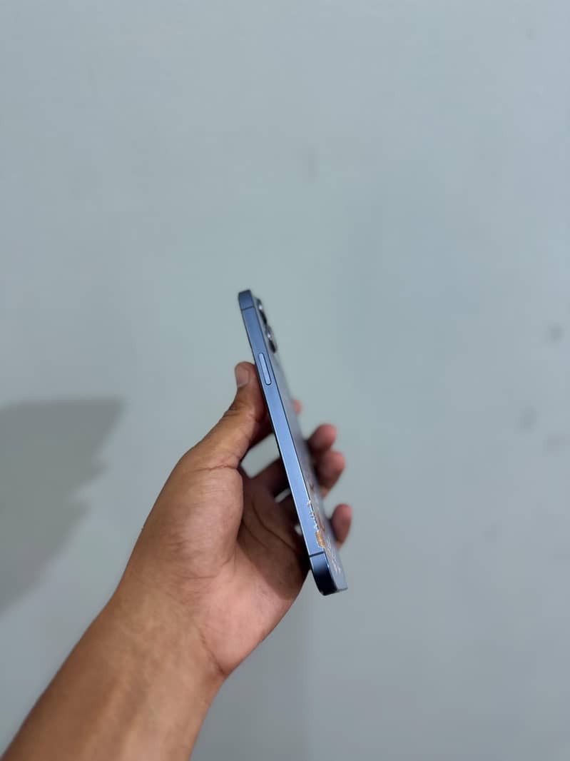 IPhone 13 pro max 1