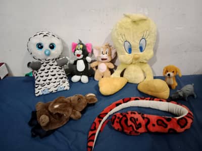 stuff toys for sale with carry bag see details