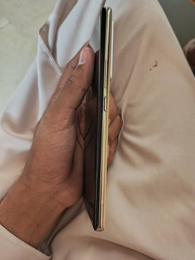 Infinix Note 40 Pro 1