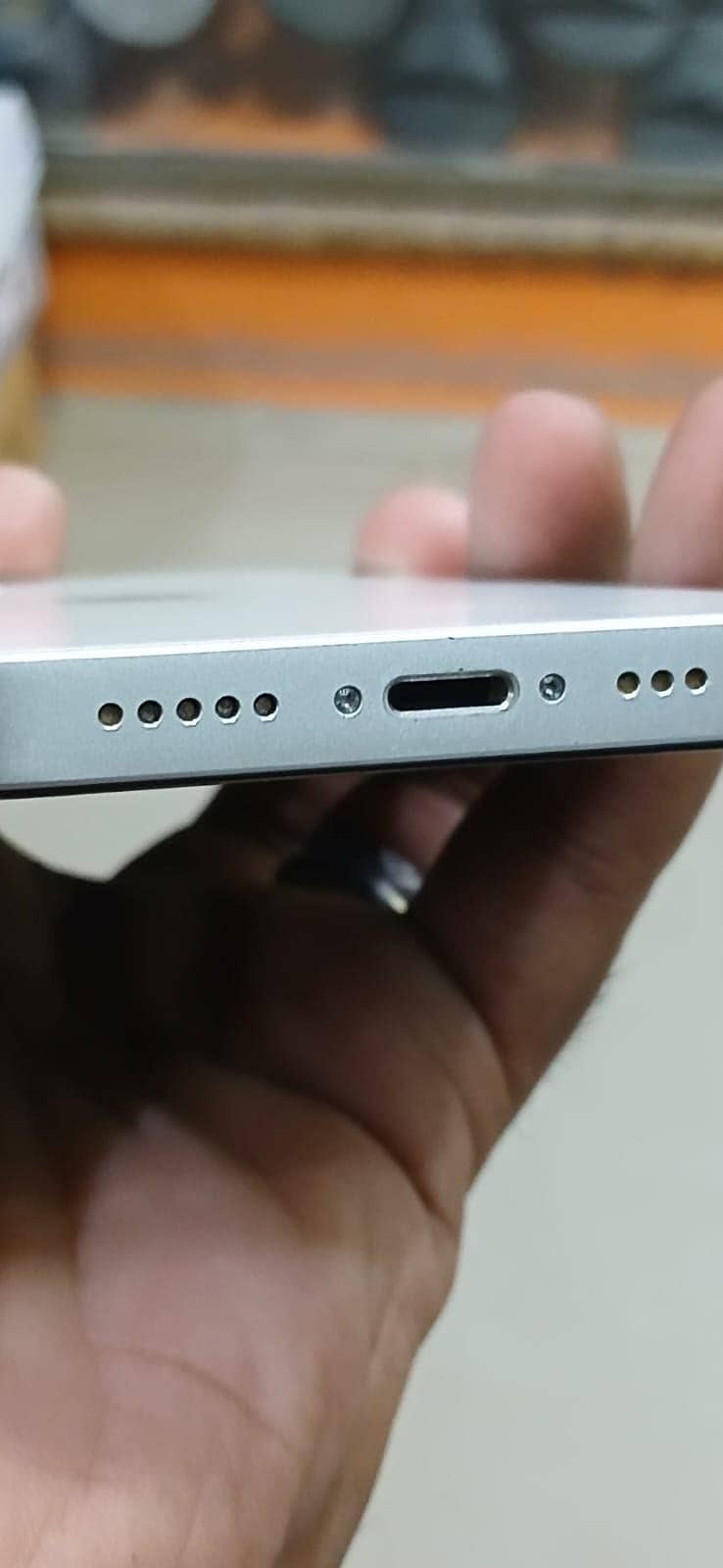 Apple iPhone 13 1