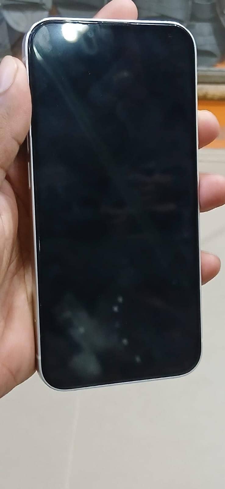 Apple iPhone 13 5